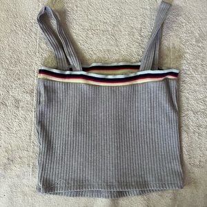 Grey crop top size medium